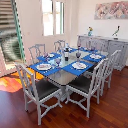 Casa Dos Avos By Rent2u, Lda