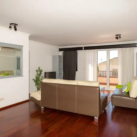 Casa Dos Avos By Rent2u, Lda